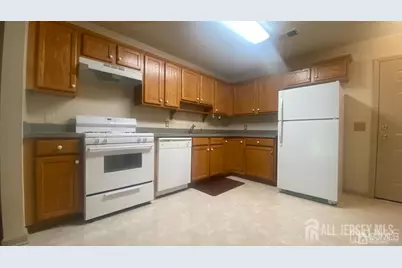 163 Liddle Avenue, Edison, NJ 08837 - Photo 6