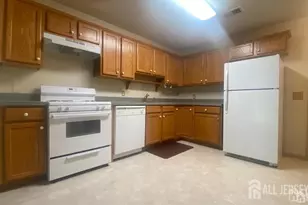 163 Liddle Ave, Edison, NJ 08837 - Photo 6