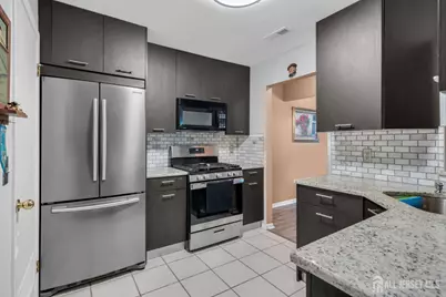 492 Bayberry Court, Englishtown, NJ 07726 - Photo 18