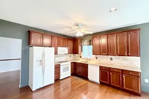 6 Holly Manor Ct, Helmetta, NJ 08828 - Photo 22