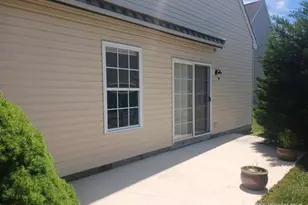 6 Holly Manor Ct, Helmetta, NJ 08828 - Photo 2
