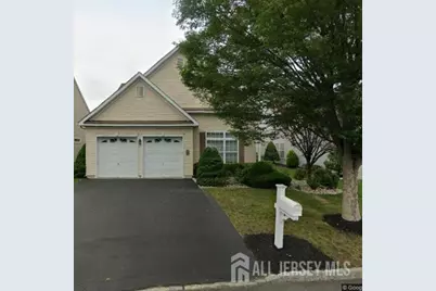 6 Holly Manor Court, Helmetta, NJ 08828 - Photo 2