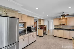 [Address not provided], Edison, NJ 08820 - Photo 24