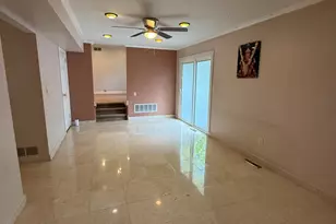 43 Jonathan Dr, Edison, NJ 08820 - Photo 12
