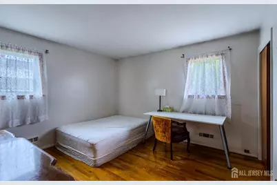 149 Strawberry Hill Avenue, Woodbridge Township, NJ 07095 - Photo 18