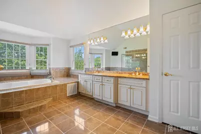 5 Blue Diamond Hill Court, East Brunswick Township, NJ 08816 - Photo 36