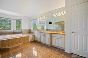5 Blue Diamond Hill Ct, East Brunswick Township, NJ 08816 - Photo 36