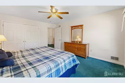 28 Wadsworth Avenue, Metuchen, NJ 08840 - Photo 24
