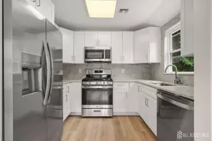 864 Court St, Woodbridge Township, NJ 07095 - Photo 14
