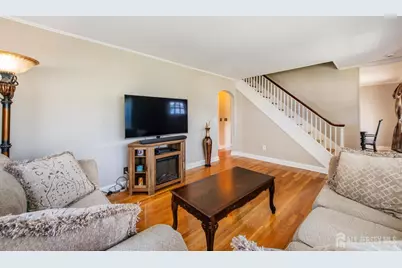 146 Giles Avenue, Middlesex, NJ 08846 - Photo 4