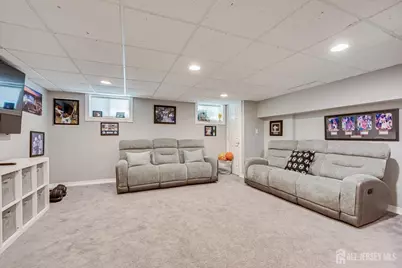 15 Gwizdak Court, Sayreville, NJ 08872 - Photo 34