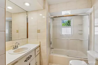 101 Austin Avenue, Old Bridge Township, NJ 08857 - Photo 18