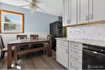 40 Windsor Drive, East Brunswick Township, NJ 08816 - Photo 10