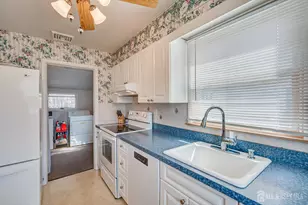 30 Walnut St, Edison, NJ 08817 - Photo 22
