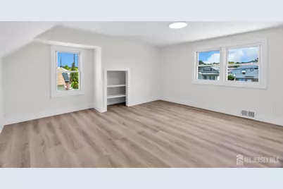 414 S Pine Avenue S, Sayreville, NJ 08879 - Photo 18