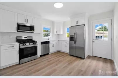 414 S Pine Avenue S, Sayreville, NJ 08879 - Photo 12