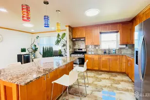 950 Newton St, North Brunswick Township, NJ 08902 - Photo 8