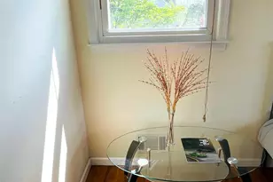 950 Newton St, North Brunswick Township, NJ 08902 - Photo 14