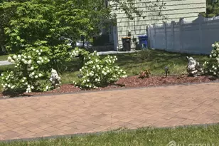 115 Oak St, Old Bridge Township, NJ 08857 - Photo 32