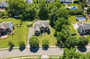 19 Legends Dr, Monroe Township, NJ 08831 - Photo 10