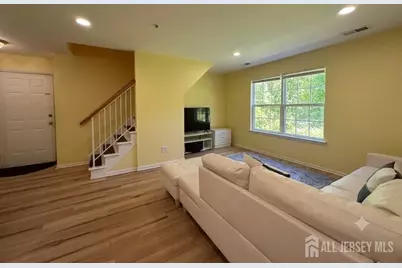 263 Prestwick Way, Edison, NJ 08820 - Photo 4