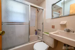 2 Carlton St, Carteret, NJ 07008 - Photo 14