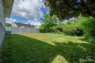 2 Carlton St, Carteret, NJ 07008 - Photo 24