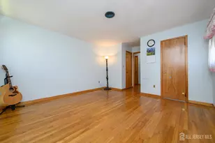 2 Carlton St, Carteret, NJ 07008 - Photo 16