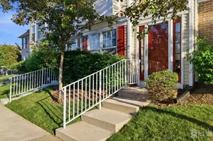 27 Woodlake Dr, Sayreville, NJ 08872 - Photo 4