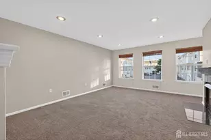27 Woodlake Dr, Sayreville, NJ 08872 - Photo 10