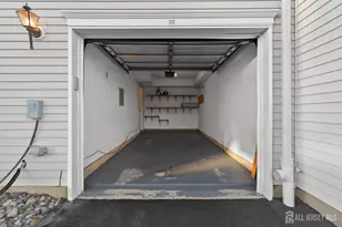27 Woodlake Dr, Sayreville, NJ 08872 - Photo 24