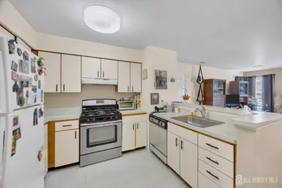 122 Longfield Court, East Brunswick Township, NJ 08816 - Photo 10