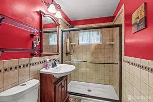 251 Arlington Dr, Fords, NJ 08863 - Photo 14