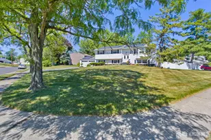 7 Vauxhall Rd, East Brunswick Township, NJ 08816 - Photo 4