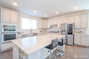 74 Bond St, North Brunswick Township, NJ 08902 - Photo 16