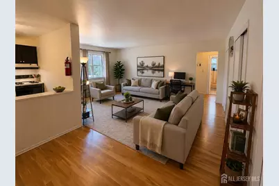 24 Woodedge Avenue #3, Edison, NJ 08817 - Photo 4