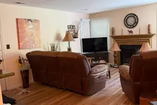 246 Crosspoint Dr, East Brunswick Township, NJ 08816 - Photo 6