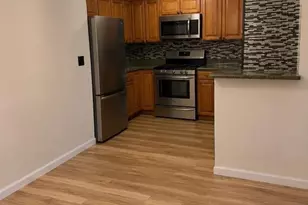 246 Crosspoint Dr, East Brunswick Township, NJ 08816 - Photo 8