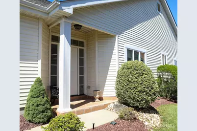 7 Sherwood Drive, Monroe Township, NJ 08831 - Photo 4