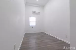 370 Pacific Ave, Jersey City, NJ 07304 - Photo 14