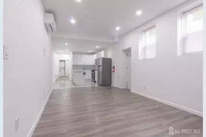 370 Pacific Avenue #1, Jersey City, NJ 07304 - Photo 16