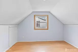 5 W Arthur Pl, Iselin, NJ 08830 - Photo 22
