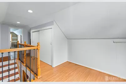 5 W Arthur Place, Iselin, NJ 08830 - Photo 20