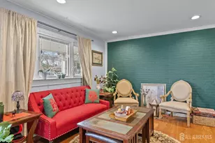 5 W Arthur Pl, Iselin, NJ 08830 - Photo 8