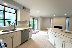 104 Sayre Dr, Plainsboro Township, NJ 08540 - Photo 10