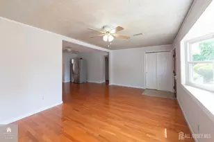 369 Fairview Ave, Colonia, NJ 07067 - Photo 4