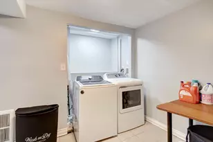 611 Penn St, Perth Amboy, NJ 08861 - Photo 18