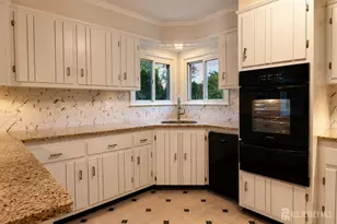 17 Sherman Ave, East Brunswick Township, NJ 08816 - Photo 6