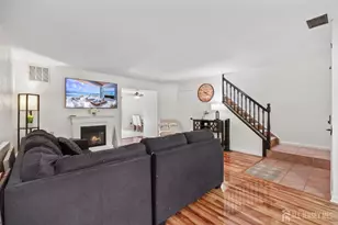 31 Dallenbach Ln, East Brunswick Township, NJ 08816 - Photo 4