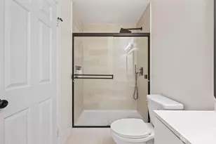31 Dallenbach Ln, East Brunswick Township, NJ 08816 - Photo 18